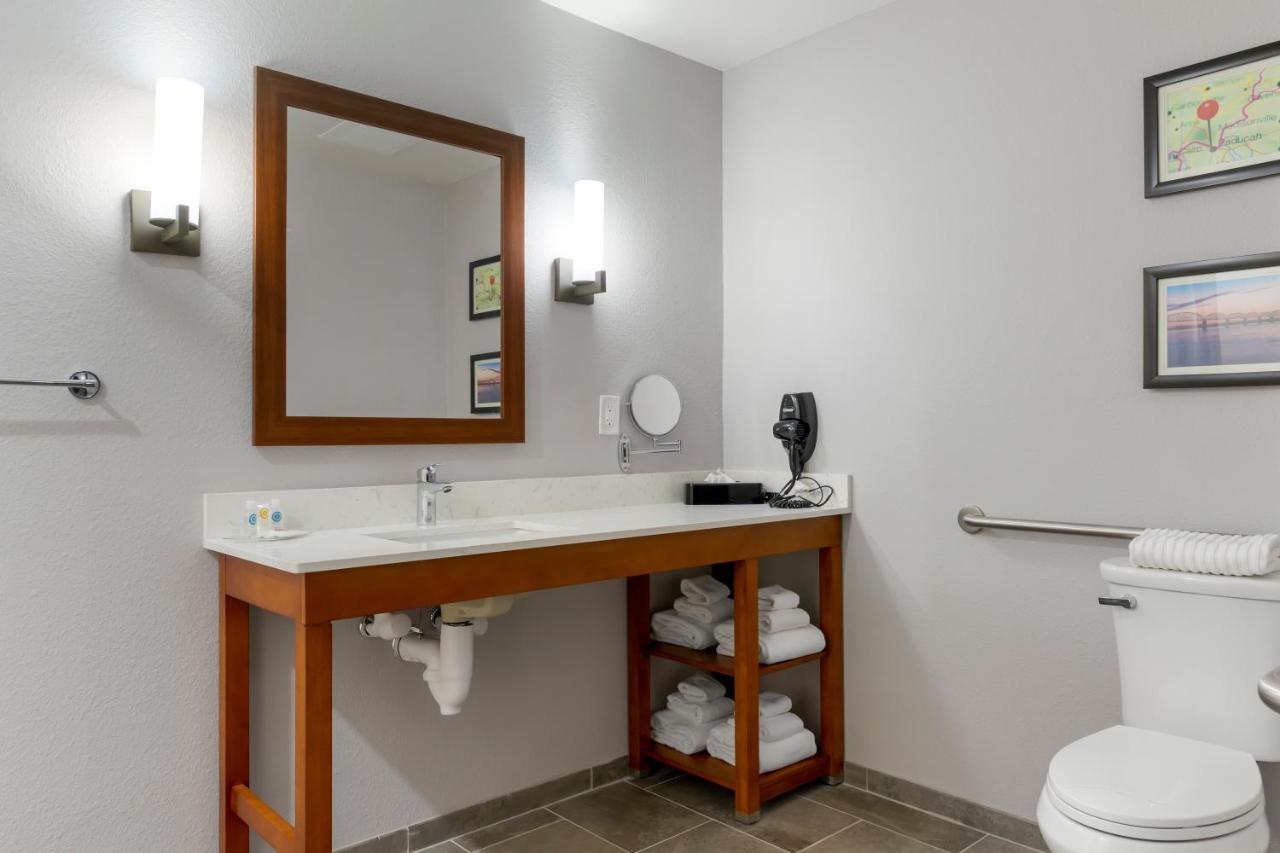 Comfort Suites Педука Екстер'єр фото
