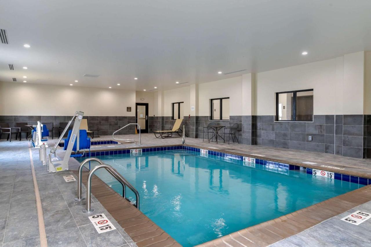 Comfort Suites Педука Екстер'єр фото